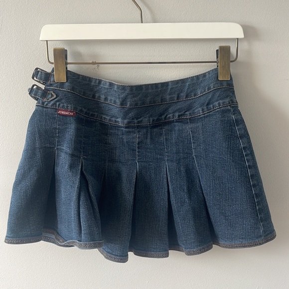 Jordache jeans mini skirt - Picture 2 of 3